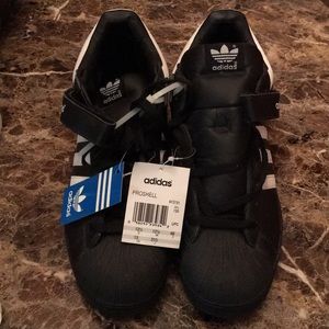 Adidas Shell Toes Pro Sneakers